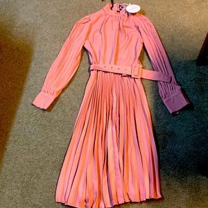 Elegant BOO-Hoo Dress SM - New